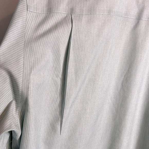 The Men's Store Bloomingdale's Non-iron Single Needle Tailoring Button Down Sz M - Picture 7 of 8